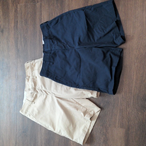 (2 Pairs) Red Cap Men's Size 29 One Blue One Khaki Work Shorts New Without Tags - Picture 1 of 6